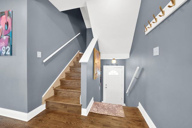 2543 N Newcastle Avenue, Chicago, IL 60707