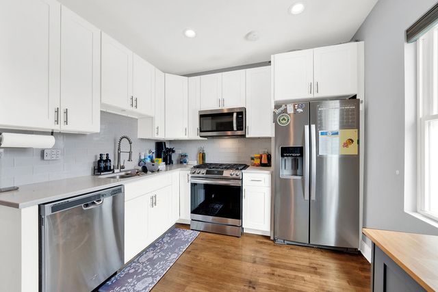 2543 N Newcastle Avenue, Chicago, IL 60707