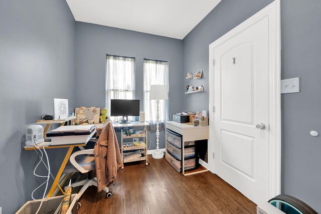 2543 N Newcastle Avenue, Chicago, IL 60707