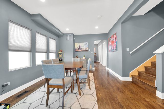 2543 N Newcastle Avenue, Chicago, IL 60707