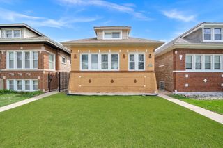2543 N Newcastle Avenue, Chicago, IL 60707