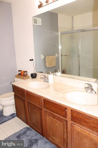 1035 JERVIN DR, Allentown, PA 18104