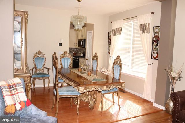 1035 JERVIN DR, Allentown, PA 18104