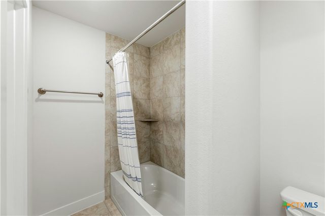 412 Texon Drive, Liberty Hill, TX 78642