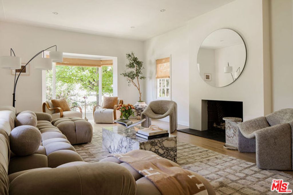 2518 Canyon Drive, Los Angeles, CA 90068