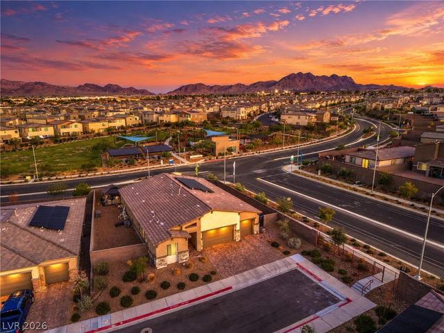 251 Robson Ridge Lane, Henderson, NV 89015