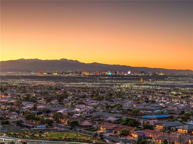 251 Robson Ridge Lane, Henderson, NV 89015