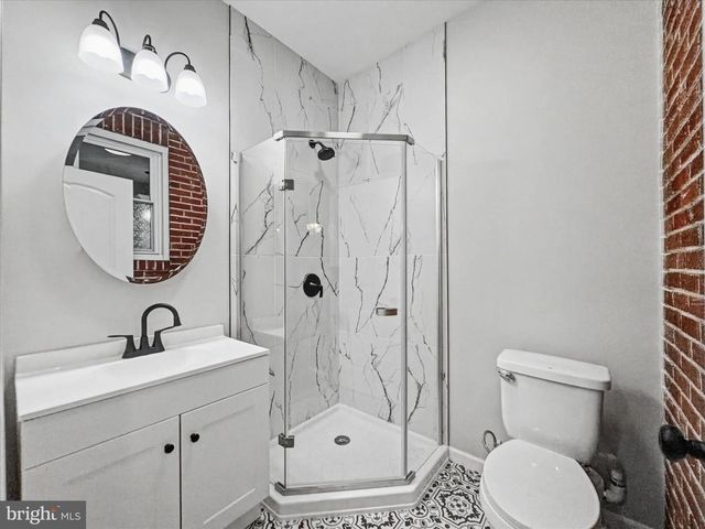 2439 N 2ND ST, Harrisburg, PA 17110