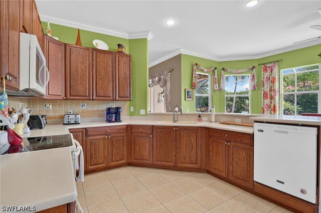 24908 Fairwinds LN, Bonita Springs, FL 34135