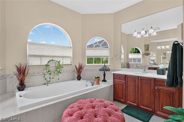 24908 Fairwinds LN, Bonita Springs, FL 34135