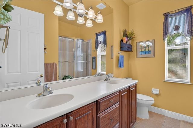 24908 Fairwinds LN, Bonita Springs, FL 34135