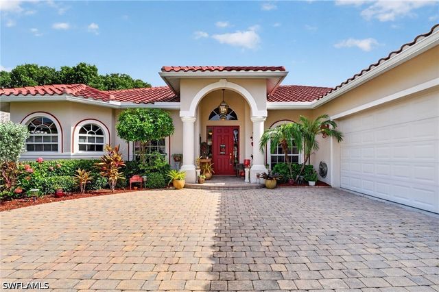 24908 Fairwinds LN, Bonita Springs, FL 34135