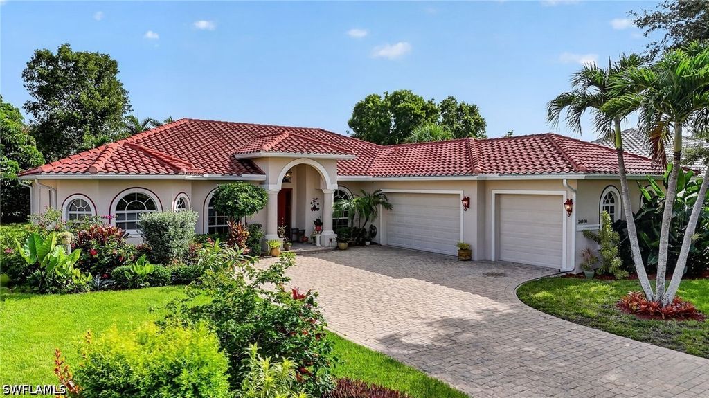24908 Fairwinds LN, Bonita Springs, FL 34135