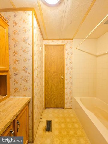 17 SANDY LN, Millville, NJ 08332