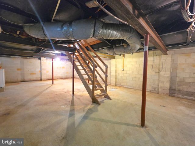 17 SANDY LN, Millville, NJ 08332