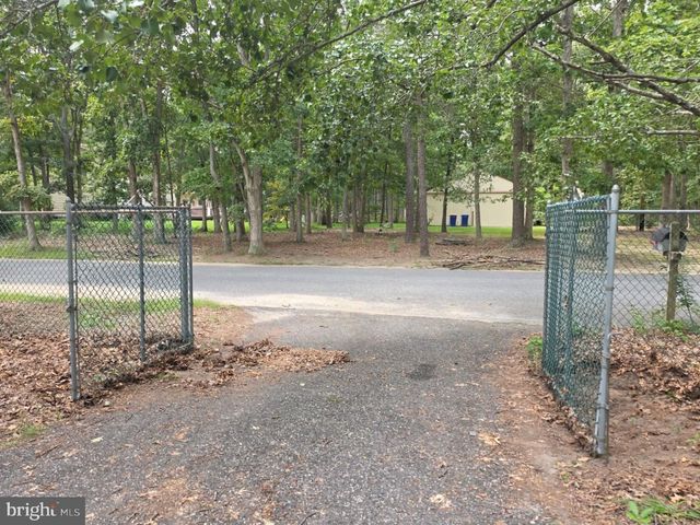 17 SANDY LN, Millville, NJ 08332