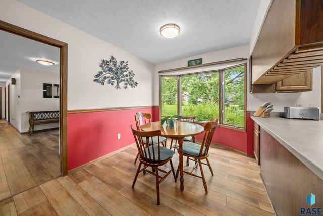 2908 N Oak Rd Road, Brandon, SD 57005