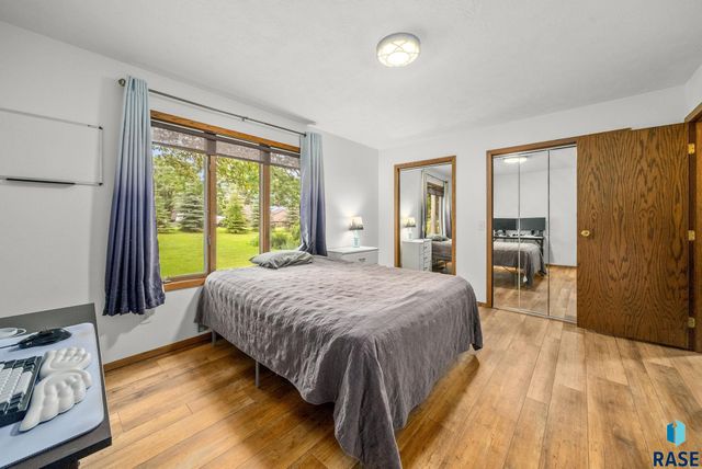 2908 N Oak Rd Road, Brandon, SD 57005