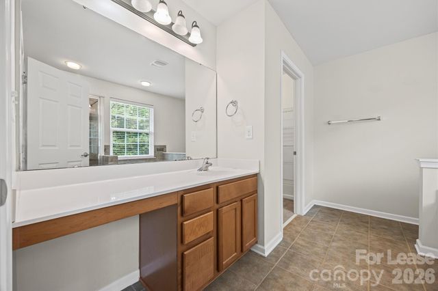 9736 Springholm Drive, Charlotte, NC 28278