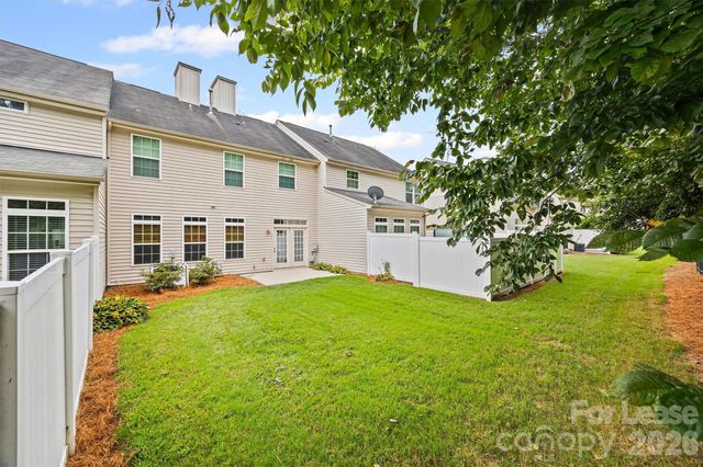 9736 Springholm Drive, Charlotte, NC 28278