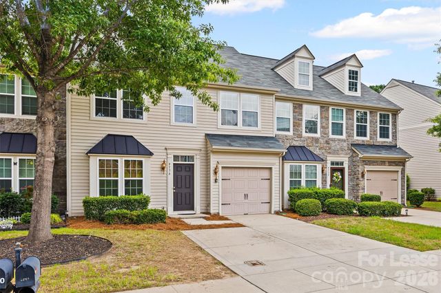 9736 Springholm Drive, Charlotte, NC 28278