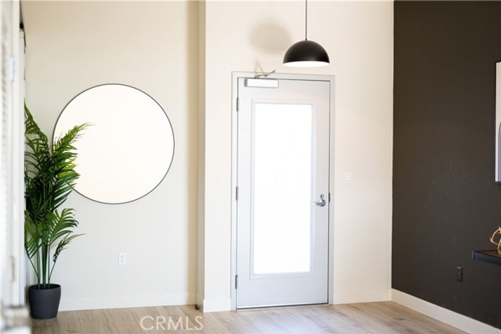 435 W Center Street Promenade 401, Anaheim, CA 92805