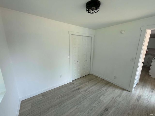 911 Lafayette Ave, Oolitic, IN 47451
