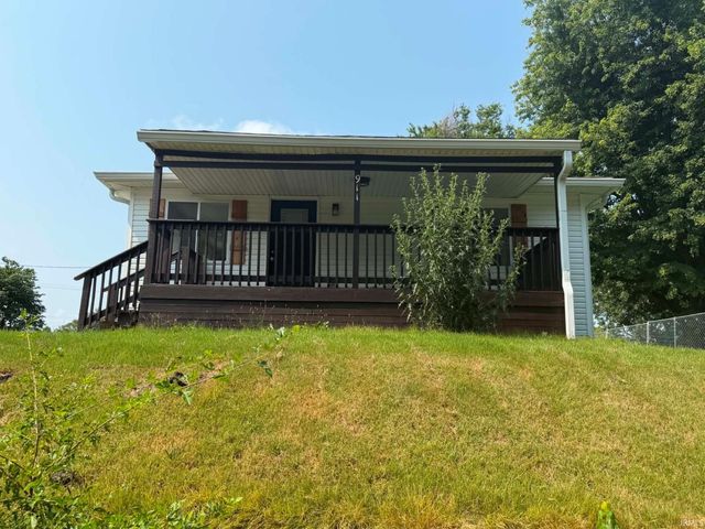 911 Lafayette Ave, Oolitic, IN 47451