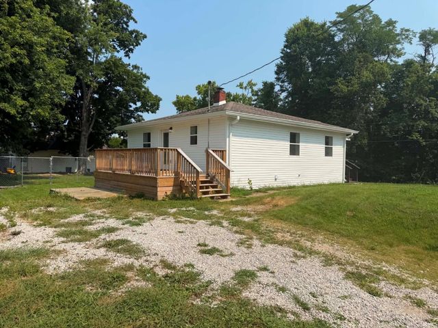 911 Lafayette Ave, Oolitic, IN 47451