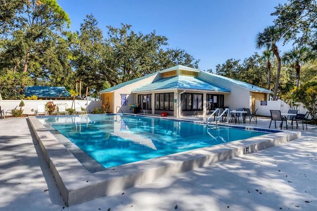 217 SOUTHAMPTON DRIVE 286, Venice, FL 34293