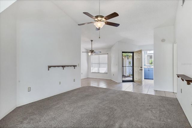 217 SOUTHAMPTON DRIVE 286, Venice, FL 34293