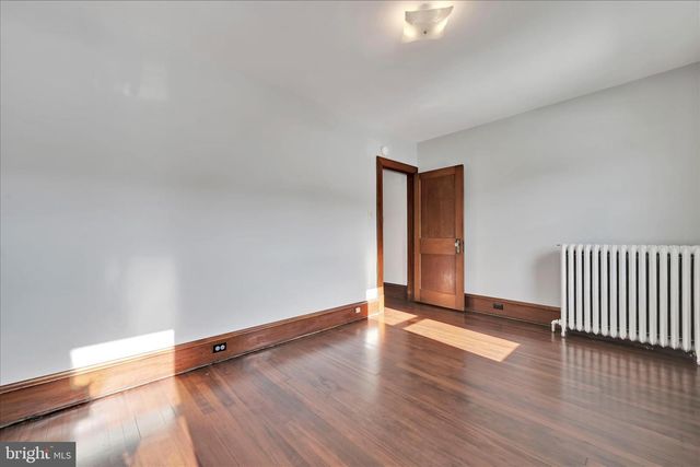 1803 W END AVE, Pottsville, PA 17901