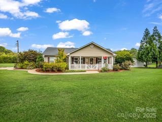 261 Faye Toney Road, Mooresboro, NC 28114