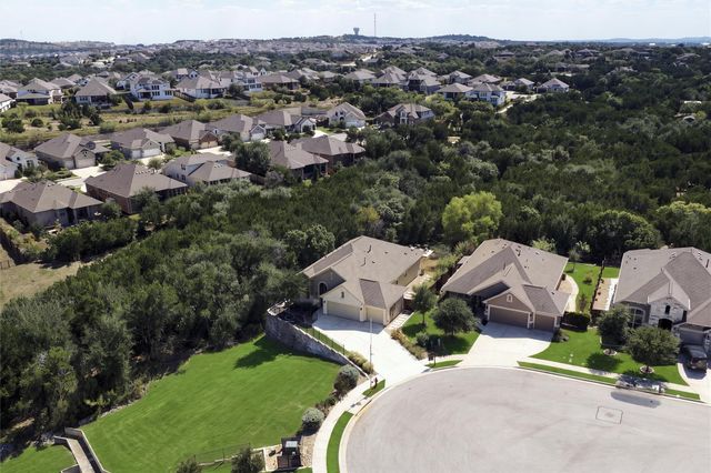 246 S Sage HOLW, Dripping Springs, TX 78620