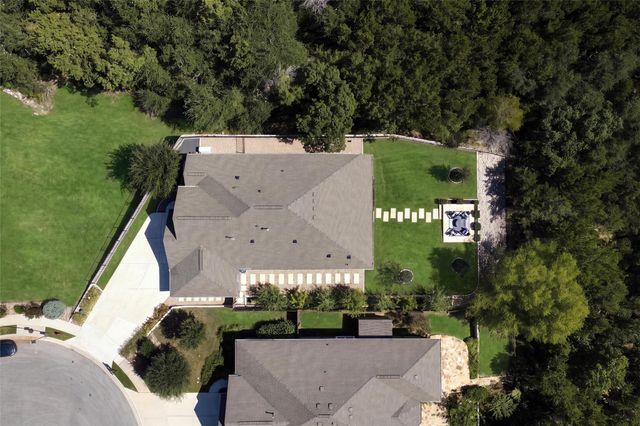 246 S Sage HOLW, Dripping Springs, TX 78620