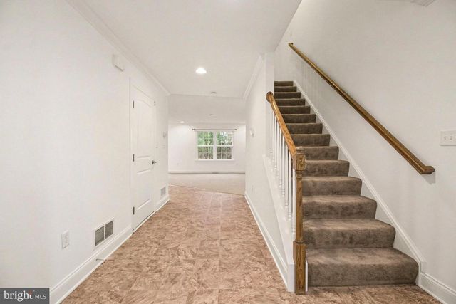 829 SPRING ROCK COURT, Mechanicsburg, PA 17055