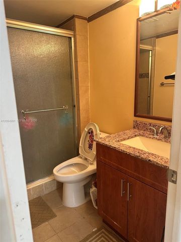 9360 Fontainebleau Boulevard 410, Miami, FL 33172