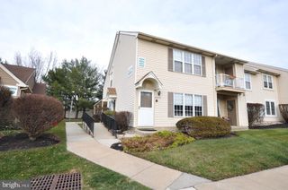 4204-B ADELAIDE DR, Mount Laurel, NJ 08054