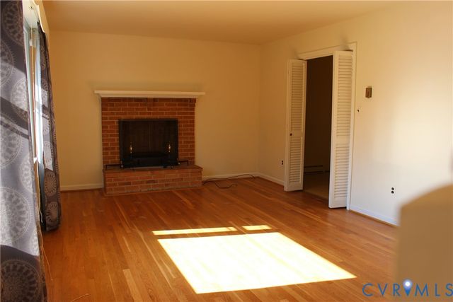 1400 Covington Rd, Colonial Heights, VA 23834