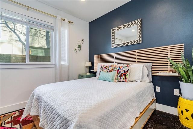 1203 Cometa ST 2, Austin, TX 78721