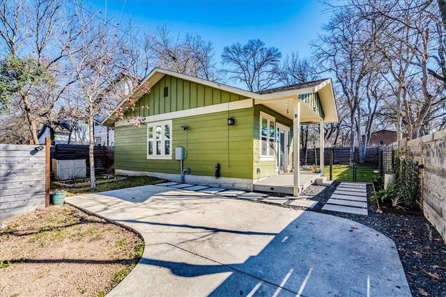 1203 Cometa ST 2, Austin, TX 78721