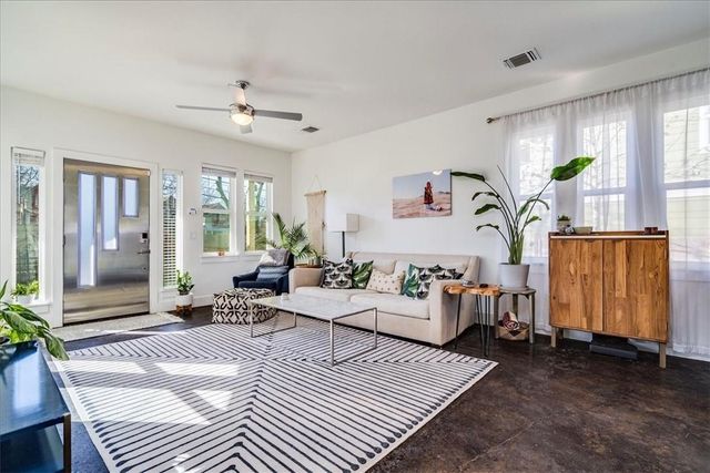 1203 Cometa ST 2, Austin, TX 78721