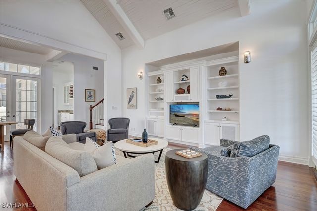 1551 Gulf Shore BLVD S, Naples, FL 34102