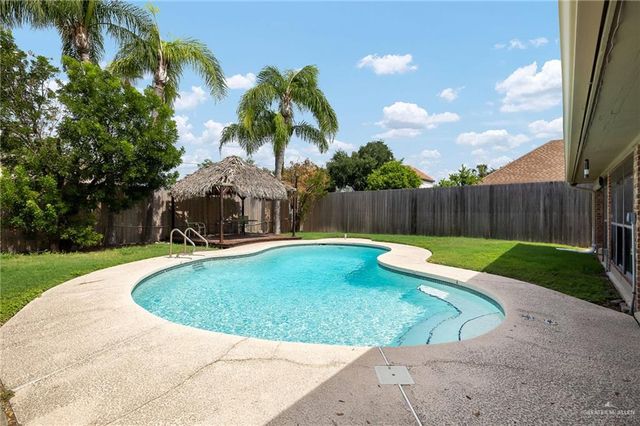 4905 N 8th Street, Mcallen, TX 78504