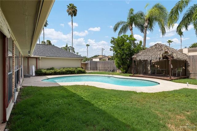 4905 N 8th Street, Mcallen, TX 78504