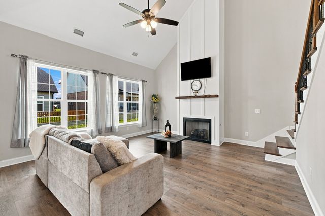 3009 Fanshaw Rd, Smyrna, TN 37167