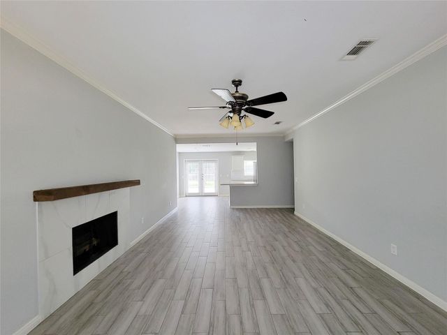 9602 Secretariat, Houston, TX 77065