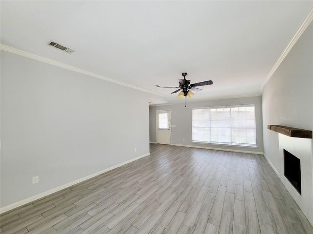 9602 Secretariat, Houston, TX 77065