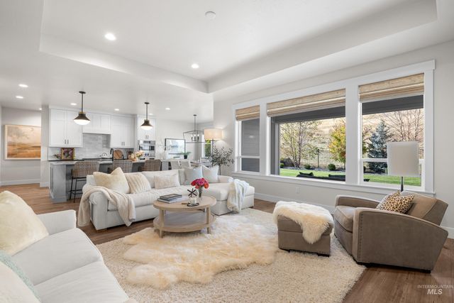 11447 N 20th Place, Boise, ID 83714