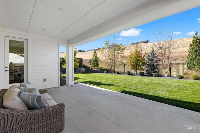 11447 N 20th Place, Boise, ID 83714